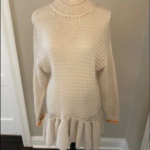 FREE PEOPLE Cream oversize Sweater Size XS